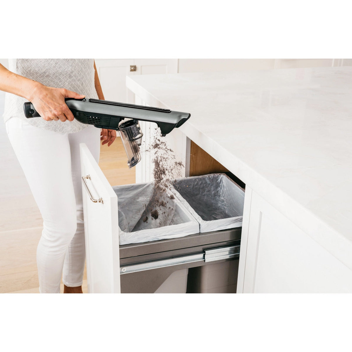 Shark WandVac Cordless Vacuum Cleaner with Anti Hair Wrap Technology - Steel Grey - WV361UK