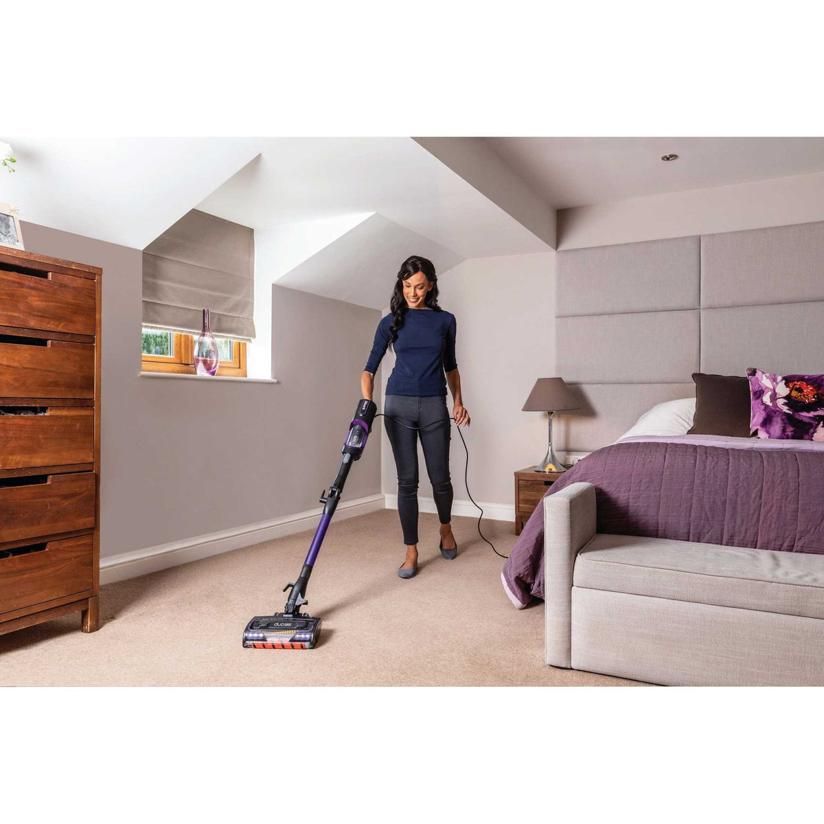 Shark Anti Hair Wrap Corded Stick Vacuum Cleaner with Flexology – Purple | HZ500UK