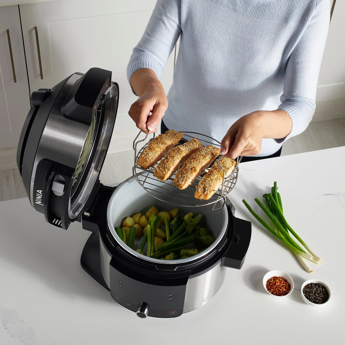 Ninja OL550UK 6L 11-in-1 One Lid Multi Cooker – Black