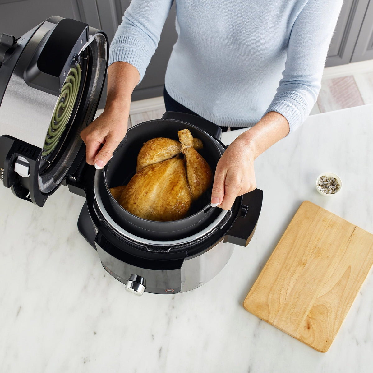 Ninja OL750UK 7.5L 15-in-1 One Lid Multi Cooker with Probe – Black / Stainless Steel