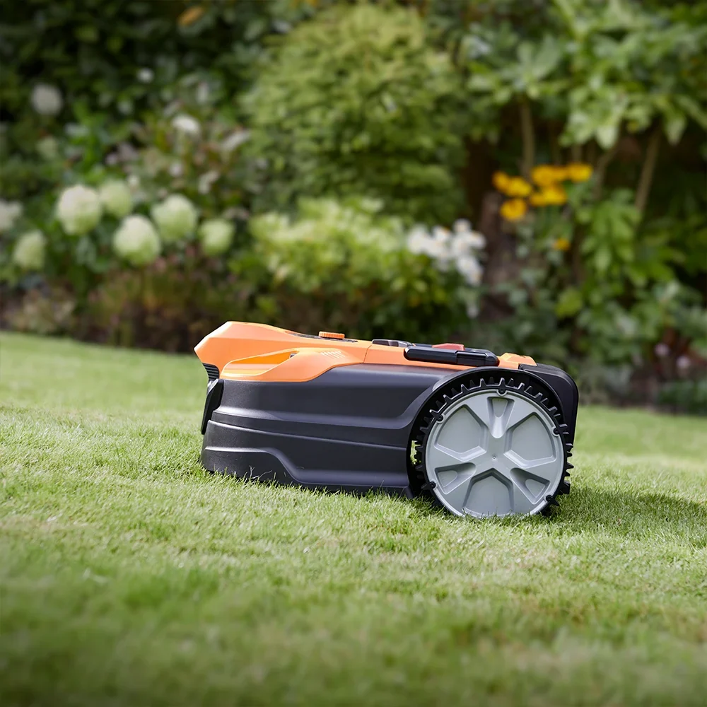 Wire-Free Robotic Lawn Mower Up to 800m² with Optical Vision Navigation & Auto-Charging Dock